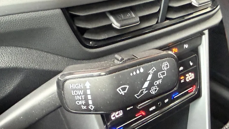 VOLKSWAGEN T-ROC T-ROC 1.5 TSI Life