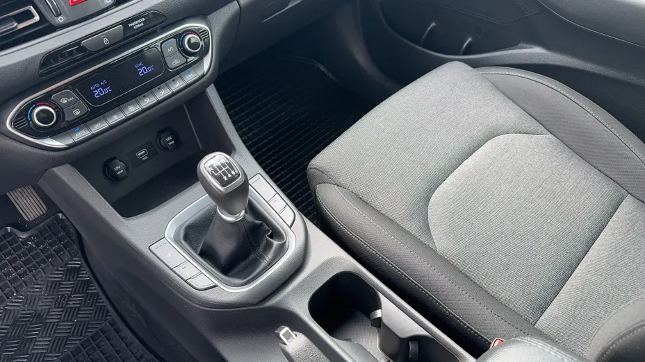 HYUNDAI i30 i30 1.5 DPI Comfort