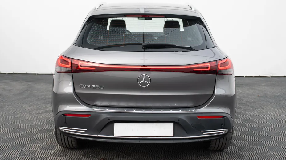MERCEDES-BENZ EQA EQA 250 66.5kWh Progressive