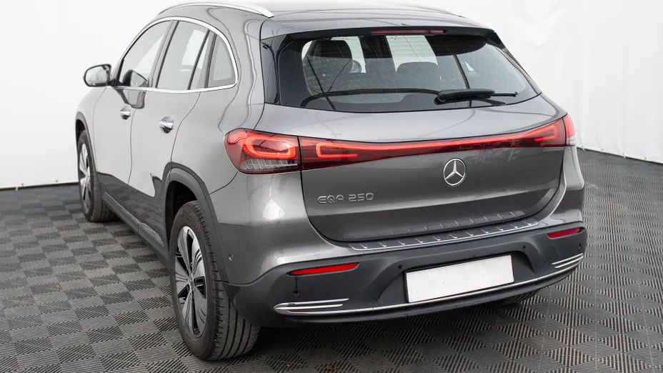 MERCEDES-BENZ EQA EQA 250 66.5kWh Progressive
