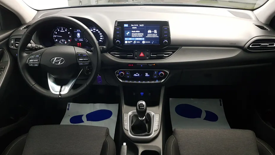 HYUNDAI i30 i30 1.0 T-GDI Smart