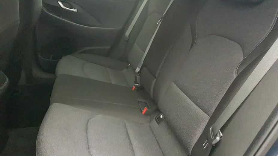 HYUNDAI i30 i30 1.0 T-GDI Smart