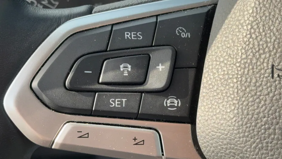 VOLKSWAGEN Golf Golf VIII 1.5 TSI EVO Life