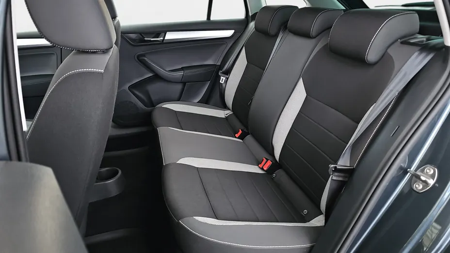 SKODA Rapid Rapid Spb. 1.0 TSI Ambition