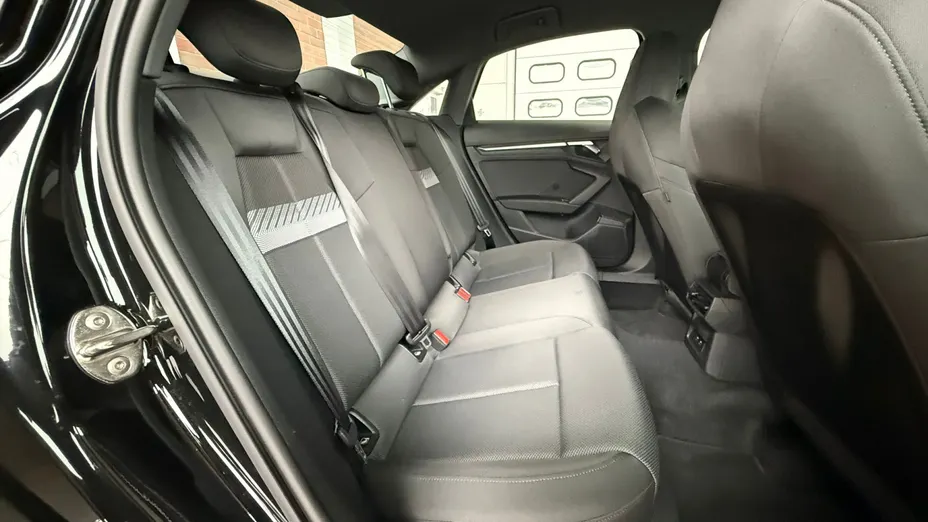 AUDI A3 A3 35 TFSI mHEV S Line S tronic