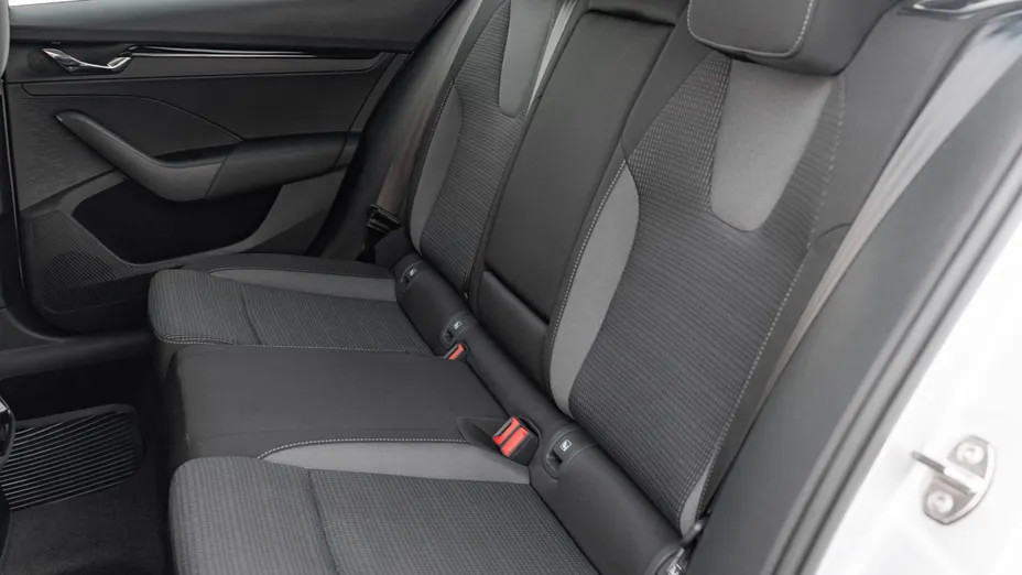 SKODA Octavia Octavia 1.5 TSI e-Tec Ambition DSG