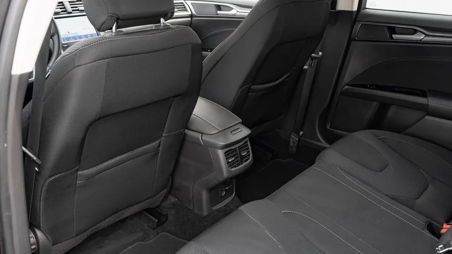 FORD Mondeo Mondeo 2.0 Hybrid Titanium