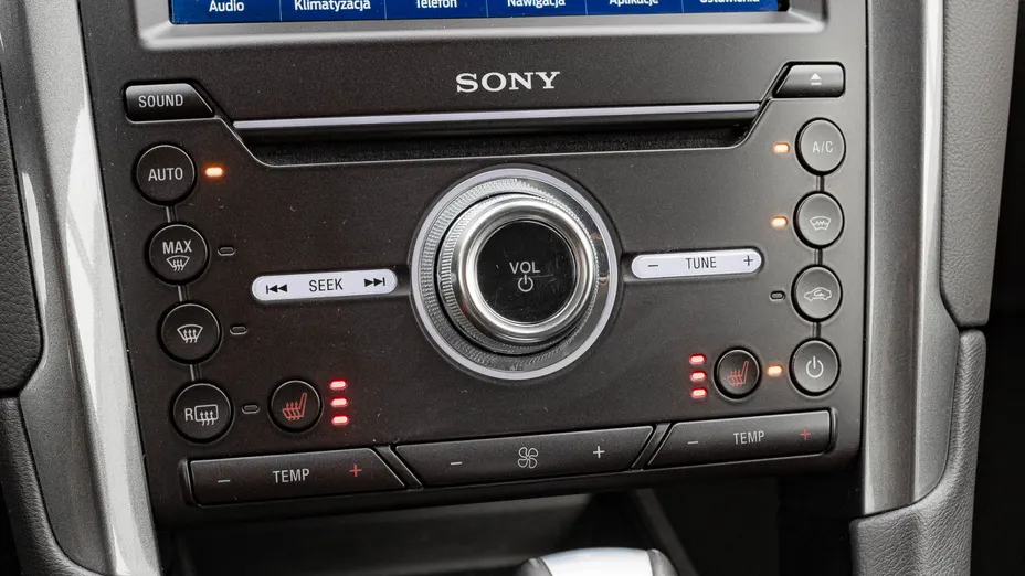 FORD Mondeo Mondeo 2.0 Hybrid Titanium