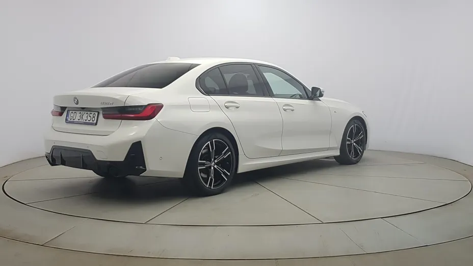 BMW Seria 3 318d mHEV M Sport aut