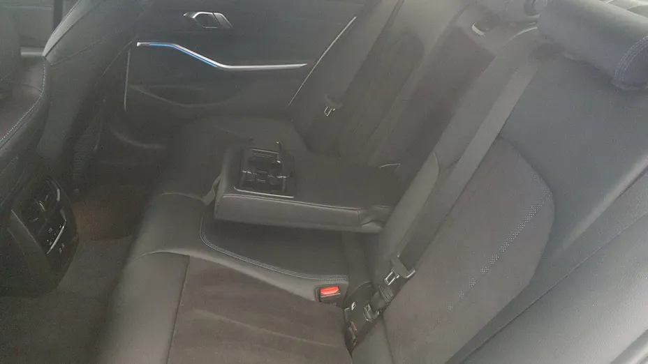 BMW Seria 3 318d mHEV M Sport aut