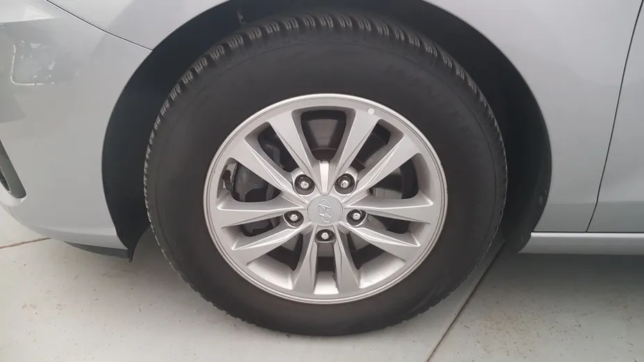 HYUNDAI i30 i30 1.0 T-GDI Modern