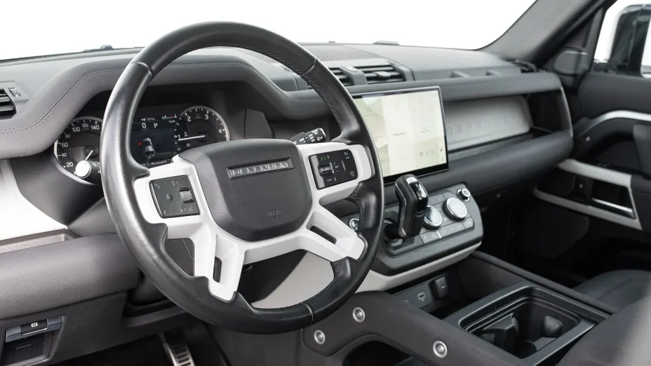 LAND ROVER Defender Defender 110 3.0 D250 mHEV SE