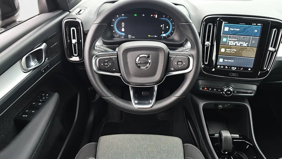 VOLVO XC40 XC40 B3 Plus Dark aut