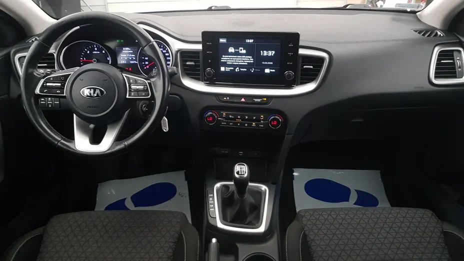 KIA Cee'd Ceed 1.6 CRDi SCR M