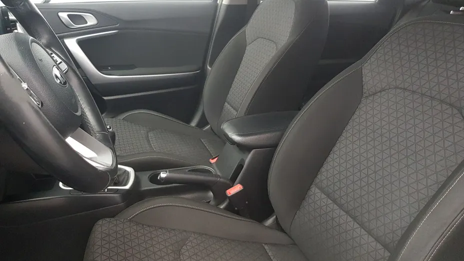 KIA Cee'd Ceed 1.6 CRDi SCR M