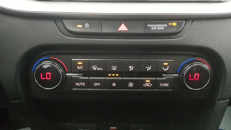 KIA Cee'd Ceed 1.6 CRDi SCR M