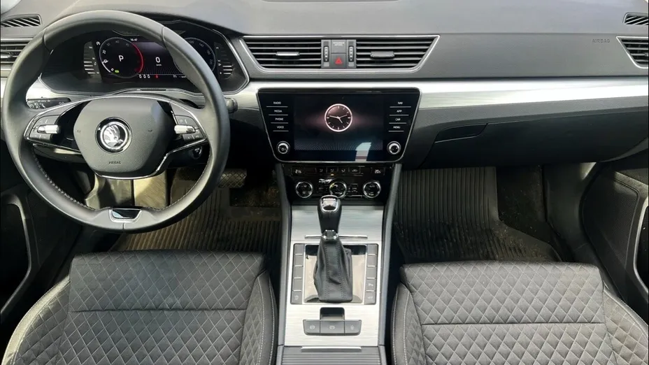 SKODA Superb Superb 2.0 TDI SCR Ambition DSG