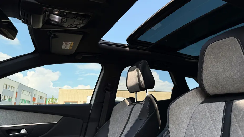 PEUGEOT 3008 3008 1.6 PureTech Hybrid4 PHEV GT S&S EAT8