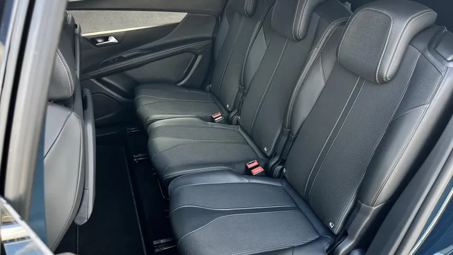 PEUGEOT 5008 5008 1.6 PureTech GT S&S EAT8