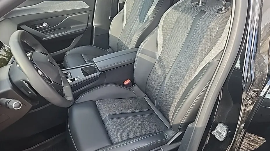 PEUGEOT 308 308 1.2 PureTech Allure Pack S&S EAT8