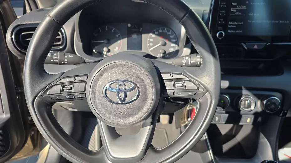 TOYOTA Yaris Yaris 1.5 Comfort