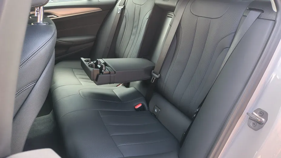 BMW Seria 5 530e PHEV aut