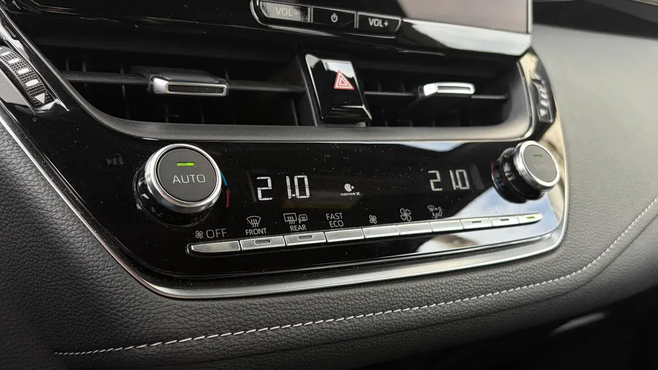 TOYOTA Corolla Corolla 2.0 Hybrid GR Sport