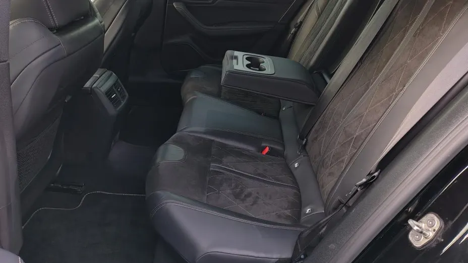 PEUGEOT 508 508 1.6 PureTech GT Pack S&S EAT8