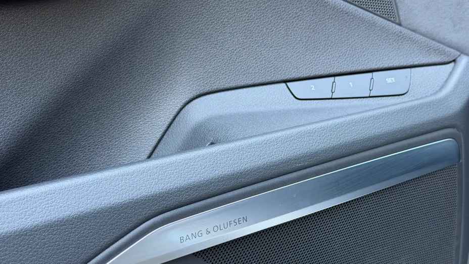 AUDI e-tron Sportback -