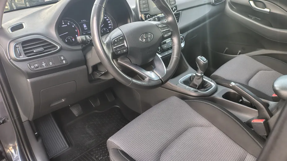 HYUNDAI i30 i30 1.5 DPI Classic +