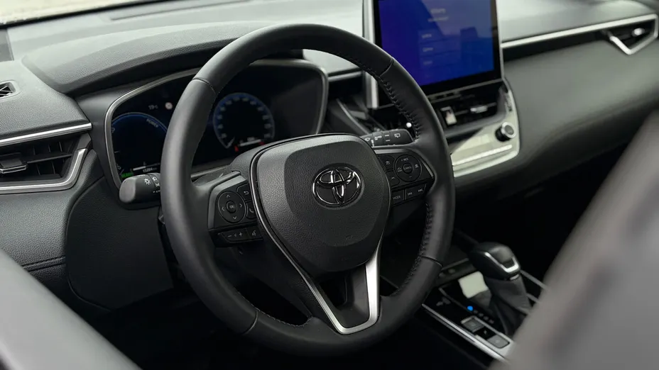 TOYOTA Corolla Cross Corolla Cross 2.0 Hybrid Comfort AWD