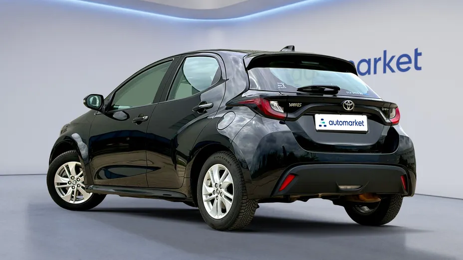 TOYOTA Yaris Yaris Hybrid 1.5 Comfort