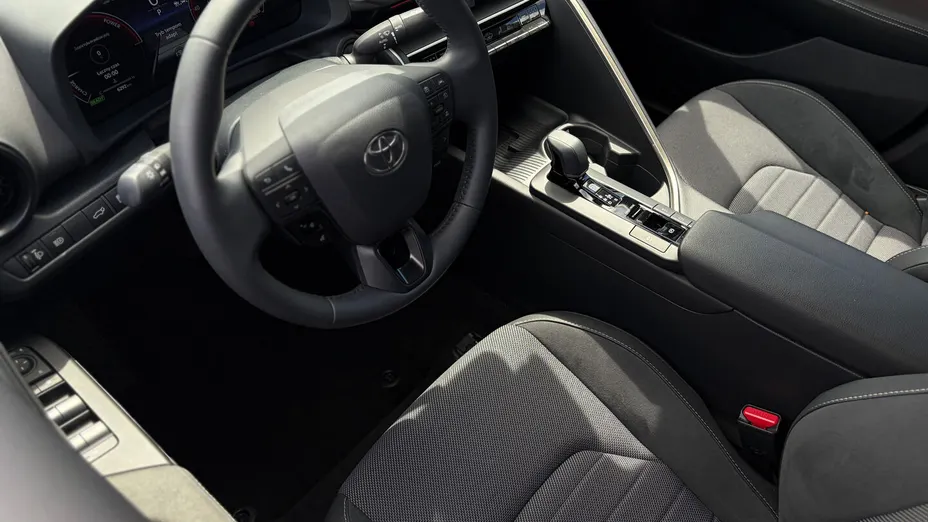 TOYOTA C-HR C-HR 1.8 Hybrid Executive