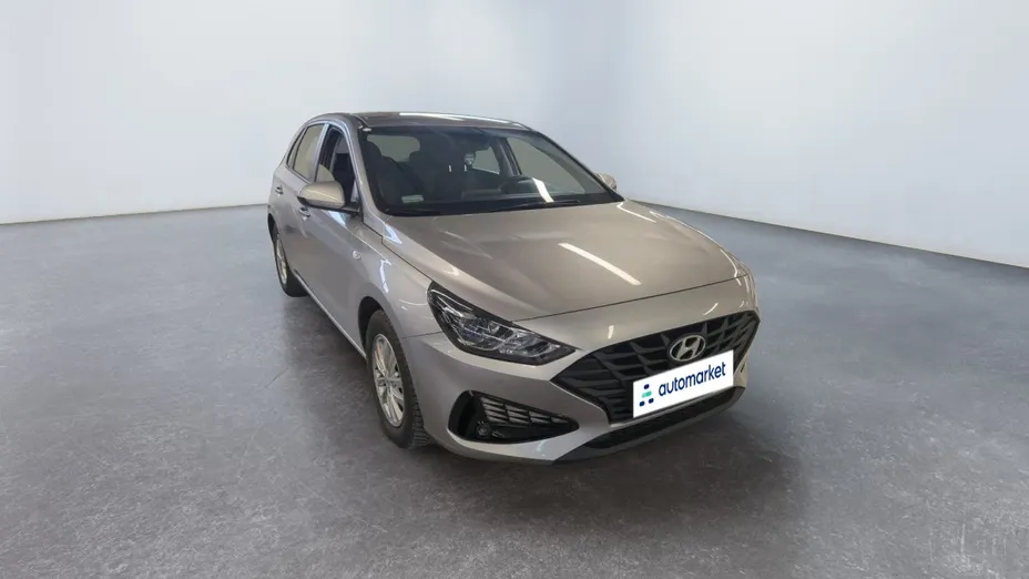 HYUNDAI i30 i30 1.5 DPI Classic +