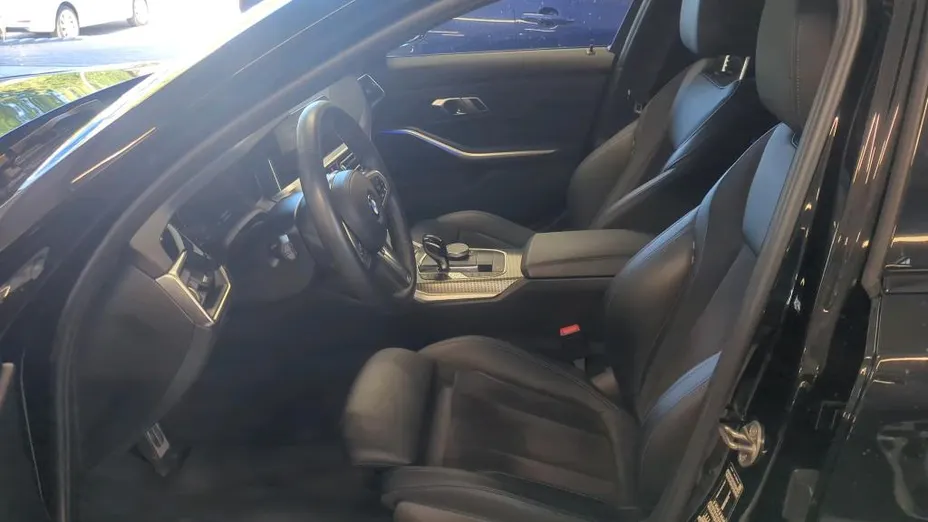 BMW Seria 3 318i M Sport aut