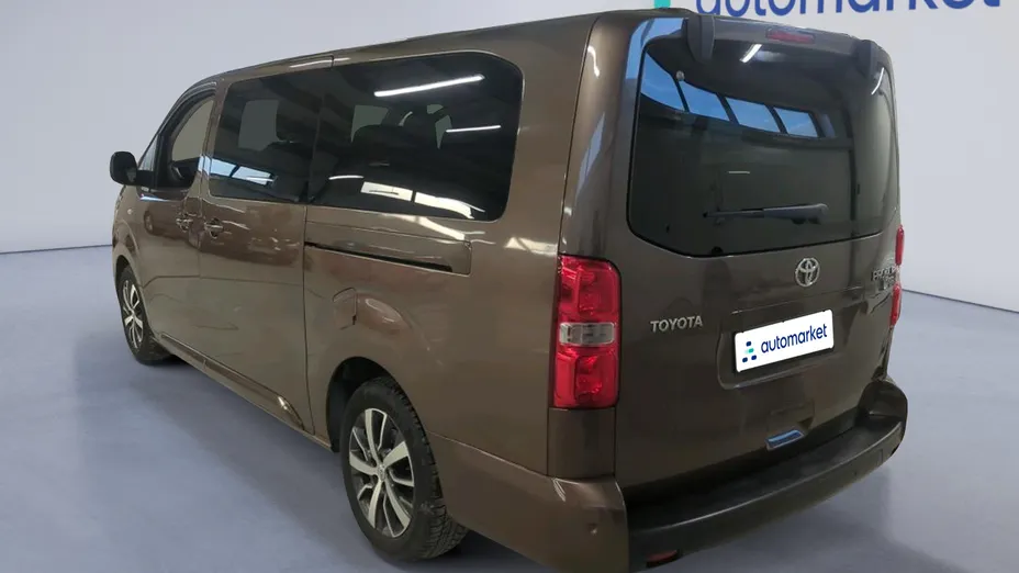 TOYOTA Proace Verso Proace Verso 2.0 D4-D Long Family