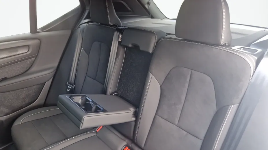 VOLVO XC40 XC40 B3 Plus Dark aut