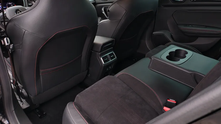 RENAULT Megane Megane 1.3 TCe FAP R.S. Line EDC