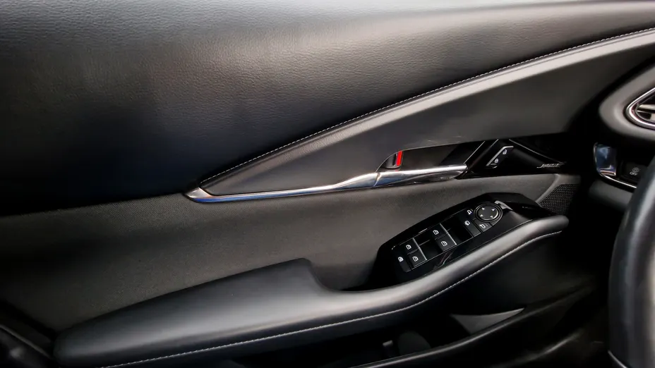 MAZDA CX-30 CX-30 2.0 mHEV Enso- 2WD