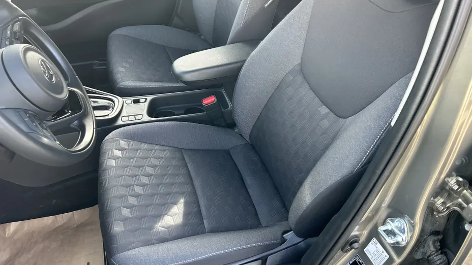 TOYOTA Yaris Yaris Hybrid 1.5 Style