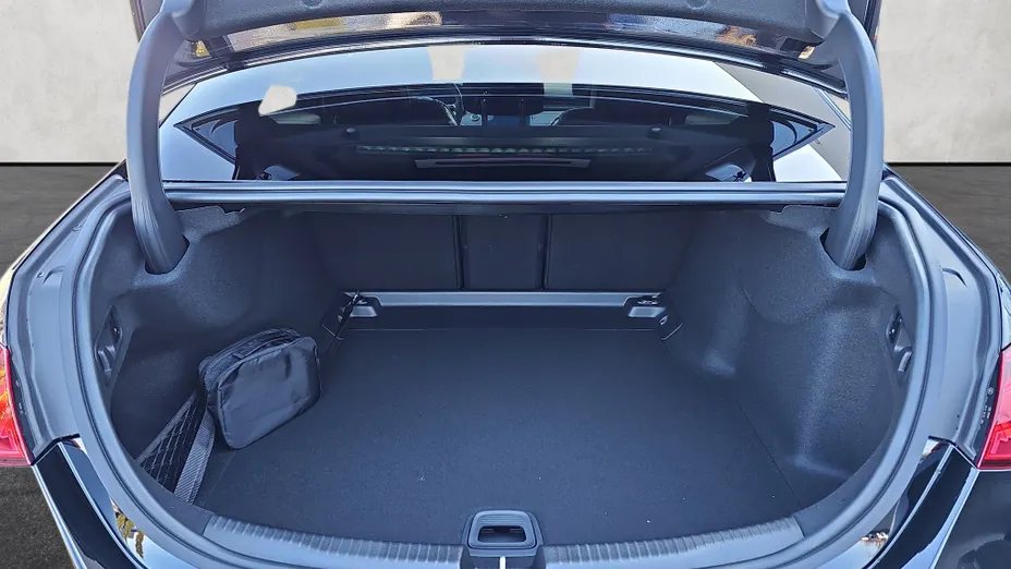 MERCEDES-BENZ C Klasa C 220 d mHEV 4-Matic AMG Nowy