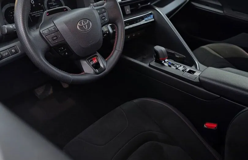 TOYOTA C-HR C-HR 2.0 Hybrid Dynamic Force GR Sport Premiere Edition