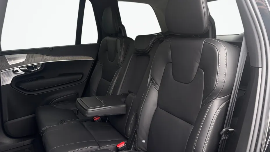 VOLVO XC90 XC90 T8 AWD Plug-In Hybrid Plus Dark 7os aut