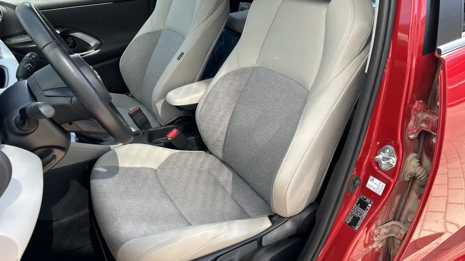 TOYOTA Yaris Yaris Hybrid 1.5 Executive