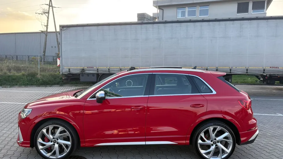 AUDI RS Q3 -