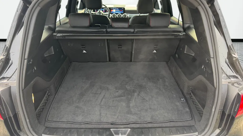 MERCEDES-BENZ GLB GLB 200 mHEV AMG Line 7G-DCT