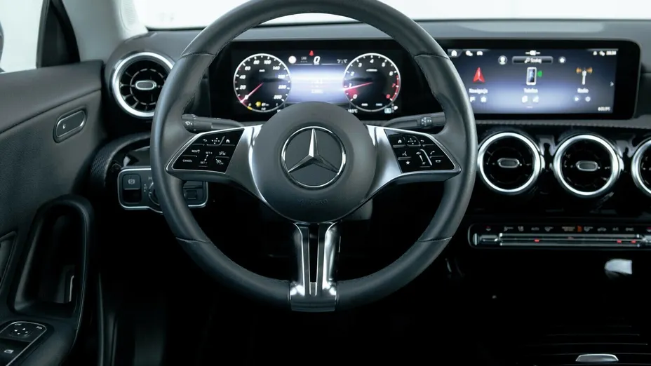 MERCEDES-BENZ CLA CLA 200 mHEV 7G-DCT