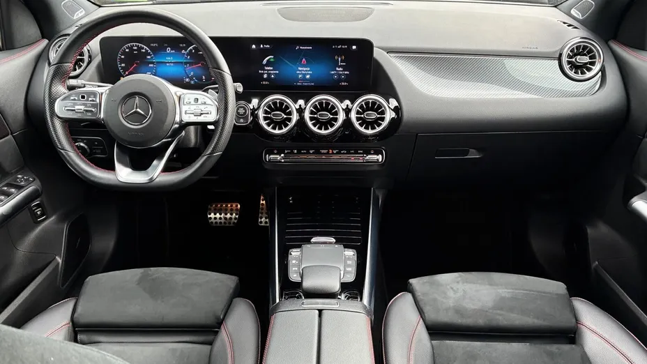 MERCEDES-BENZ GLA -