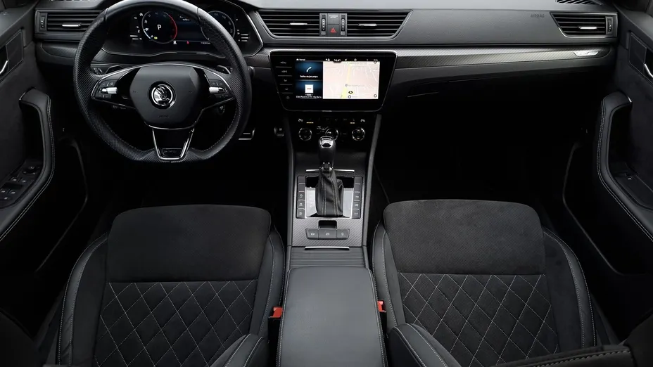 SKODA Superb Superb 2.0 TDI SCR Sportline DSG