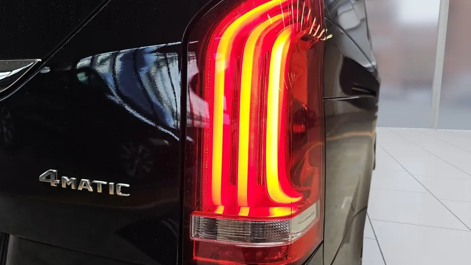 MERCEDES-BENZ V Klasa V 250 d 4-Matic Avantgarde 9G-Tronic (długi)